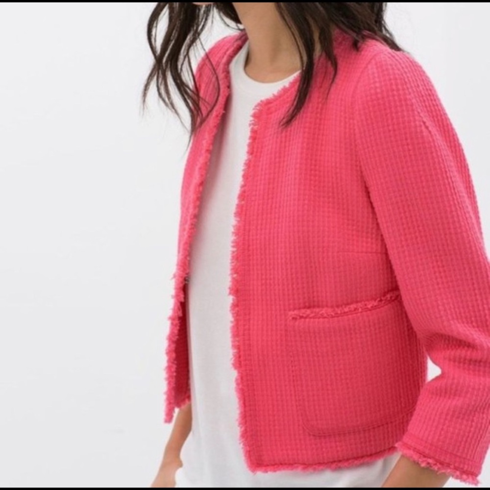 Tweed pink blazer